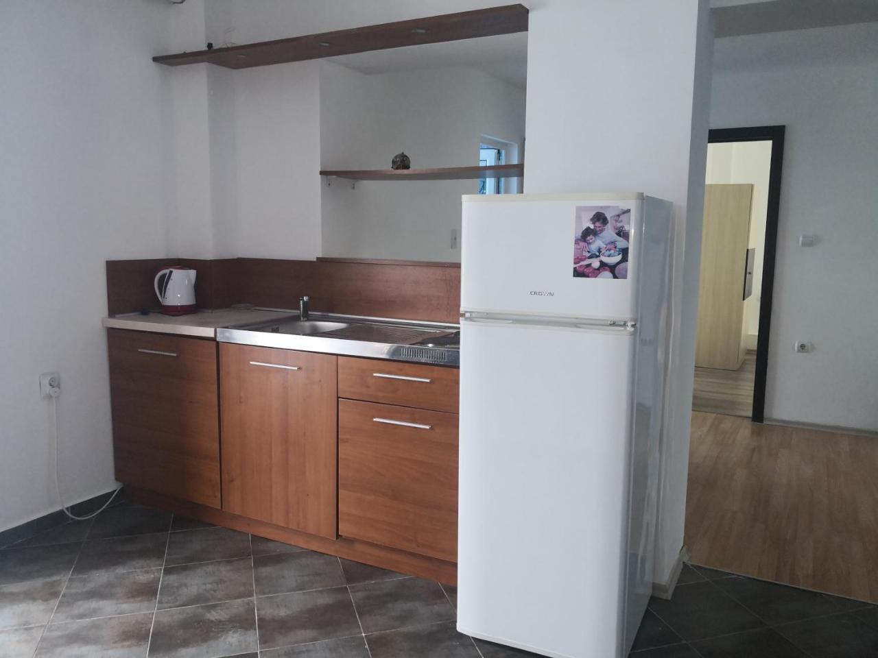 Blue Bay Palace Apart Complex Pomorie Exterior photo